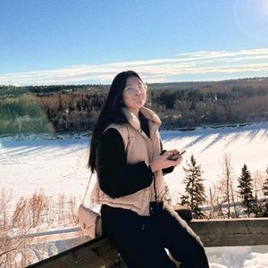 Meet your Posher, Ave